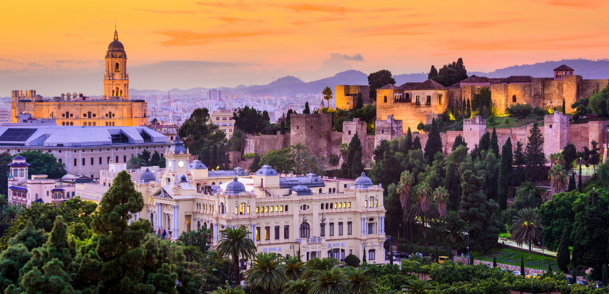 Malaga, information about this popular destination in Spain by the AFRICA MOROCCO LINK company.  